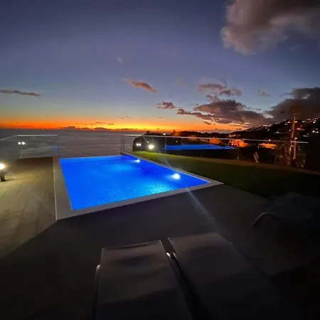 Madeira Sea Sunshine With Heated Pool Apartment Ribeira Brava