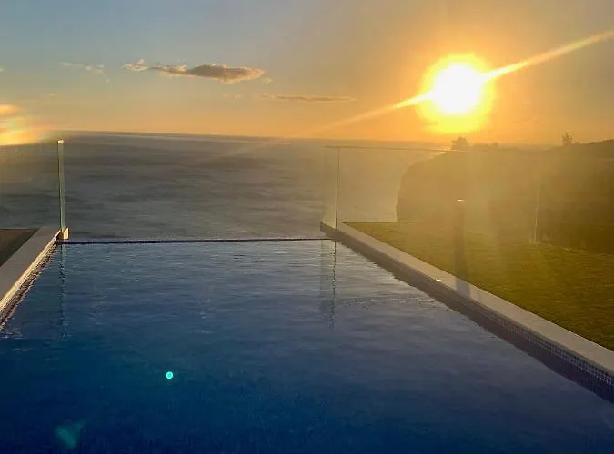 Madeira Sea Sunshine With Heated Pool Daire Ribeira Brava