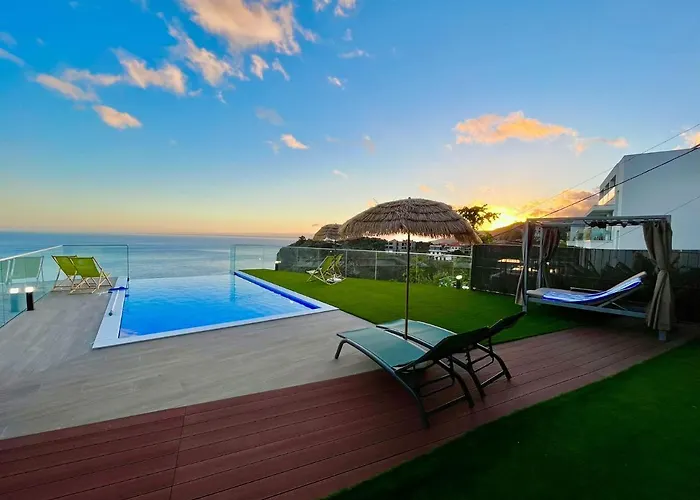 Madeira Sea Sunshine With Heated Pool Lejlighed